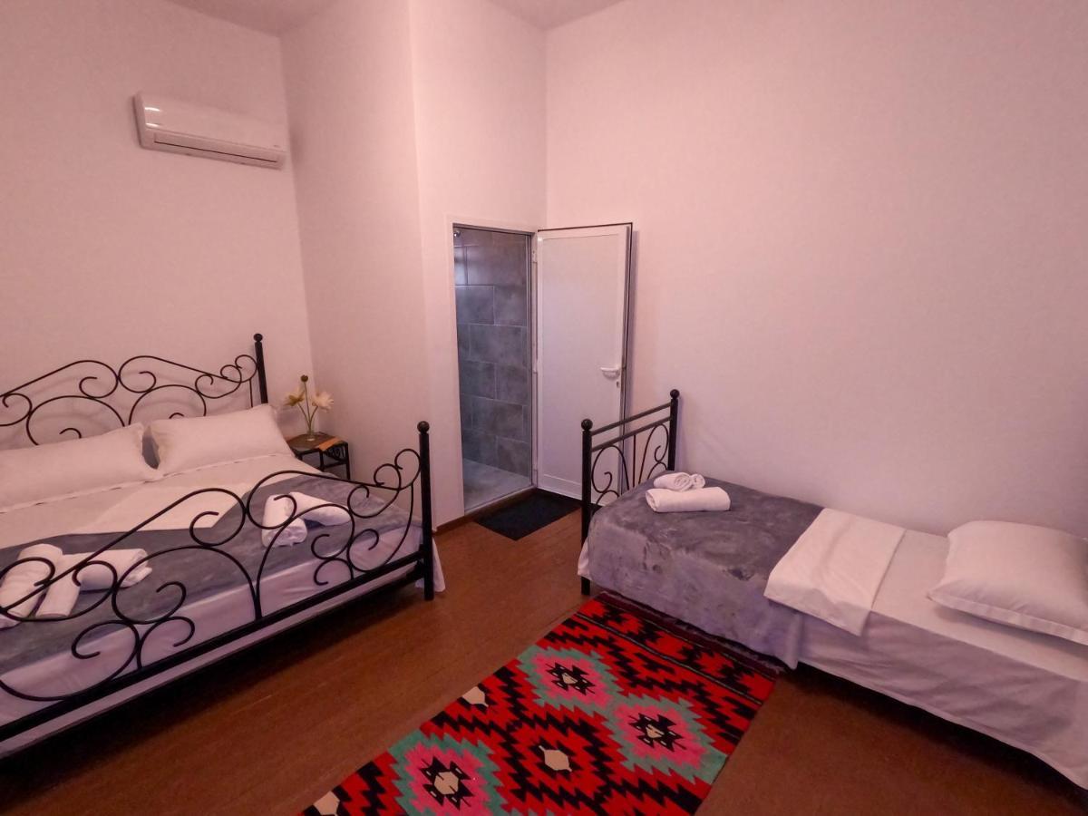 Intown Guesthouse Shkoder Exterior photo
