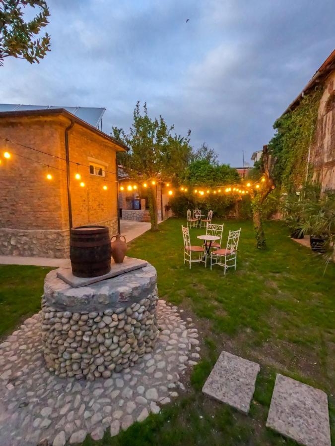 Intown Guesthouse Shkoder Exterior photo